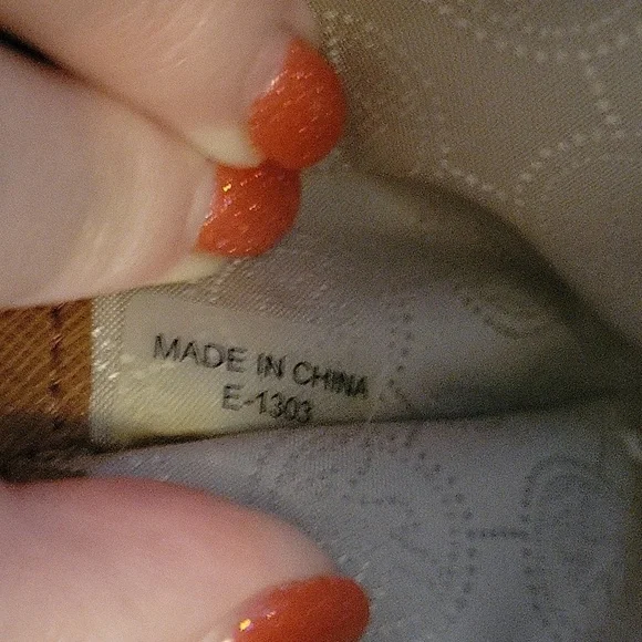 MICHAEL KORS 1990s Camel Brown Large Jet Set Travel Leather Wallet E-1303 - Picture 9 of 9